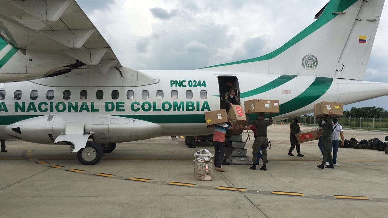 Mindray devices being unloaded from an aircraft