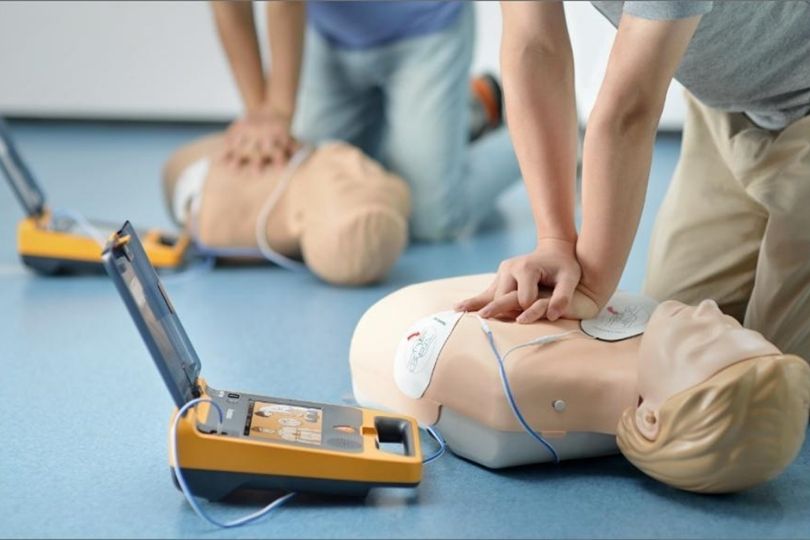 AED training courses with Mindray AED training kit